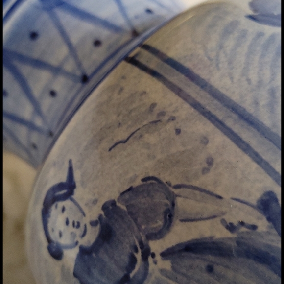 Vintage Mid-Century Villeroy & Boch Mettlach Blue & Ivory Juvenile Scenes Vase - Picture 11 of 14